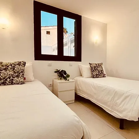 Click&guest - Atlantis Light In Maspalomas *